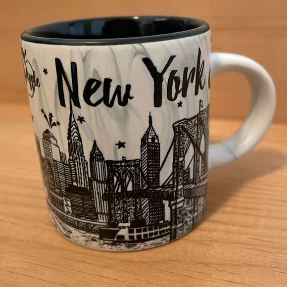 NWOT New York City Skyline Espresso Mug - Picture 1 of 7